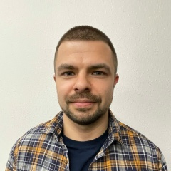 Дмитрий Николаев