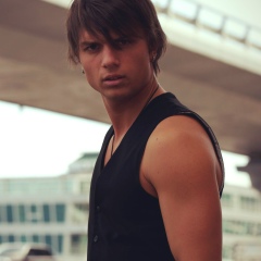 Дмитрий Пинзеник, 24.04, Киев