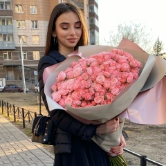 Вика Карсанова, Санкт-Петербург