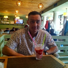 Женя Апекунов, 30.04.1990, Мозырь