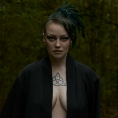 Крие Молчанова