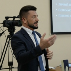 Максим Уваров, Москва