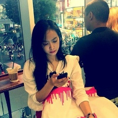 Victoria Song, 02.02, Seoul