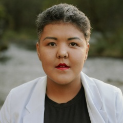 Ольга Осман, Аскиз