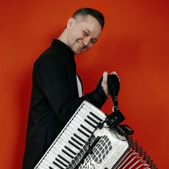 Василий Кобзарев, 17.11.1981, Красноярск