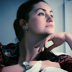 Виктория Вебер, Berlin