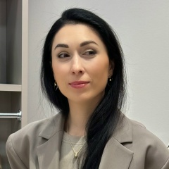 Алла Холодняк, Санкт-Петербург