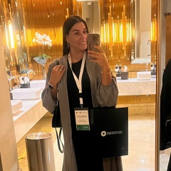 Anna Davydova, Dubai