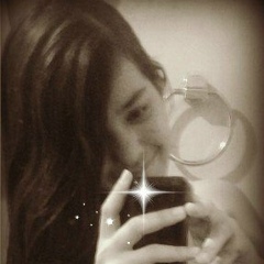 Vitoria Alves, 12.03.1994, Brasília