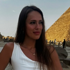 Полина Зотова, Москва