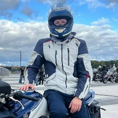 Виталий Мартынов