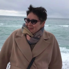 Лариса Меньшикова, Санкт-Петербург