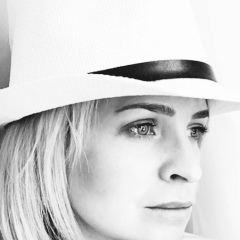 Людмила Петрова, 07.02.1982, Киев