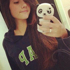 Emilly Andrade, 19.09.1993