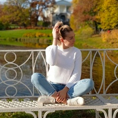 Зина Круглова
