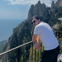 Арт Гратян