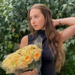 Мария Леонова, Москва