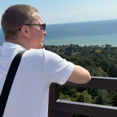 Александр Медведев