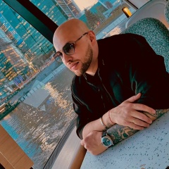 Ян Azod, Los Angeles