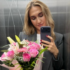 Lesia Dernina, Dubai