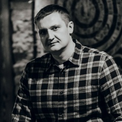 Антон Медведев