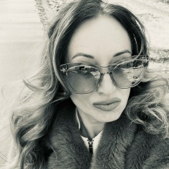 Юлия Гусакова, Санкт-Петербург