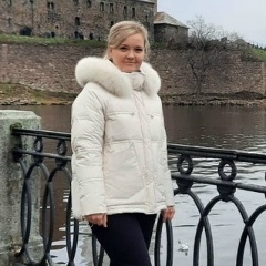 Юля Богданова, Санкт-Петербург