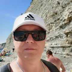 Андрей Петров