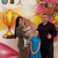 Анатолий Головин