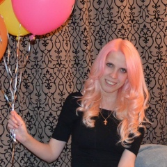 Нюся Лопатынская, 27.10, Москва