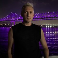 Антон Олинбергер, Los Angeles