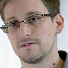 Edward Snowden, 21.06.1983, Москва