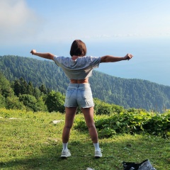 Анна Наумова, Макеевка