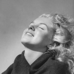 Олена Пазюк, 15.04, Киев