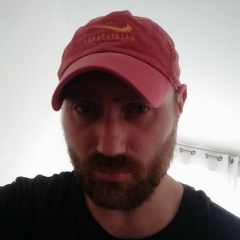 Kota Сир, Москва