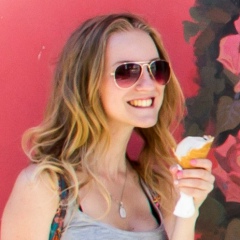 Оленка Михальська, 31.10.1989, Киев