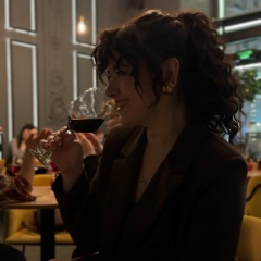 Сусанна Ангалатян, Москва