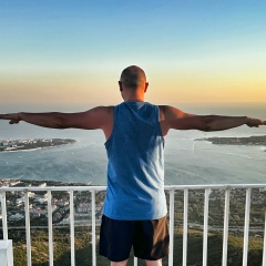 Kuks Maz, Санкт-Петербург