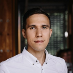 Роман Сарбаев, Москва