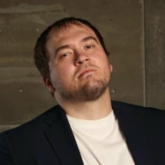 Евгений Иванов