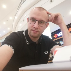 Макс Гутев, Москва