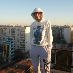 Нуржан Утенов, Трехизбинка