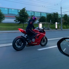 Av Va, 17.04, Москва