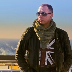 Евгений Харламов