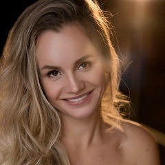 Елена Коновалова, Москва