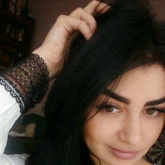 Лора Высоцкая, Славянск