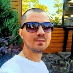 Роман Сушков