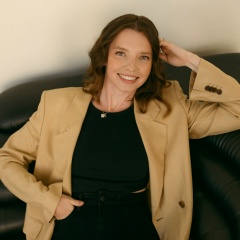 Александра Солоницына