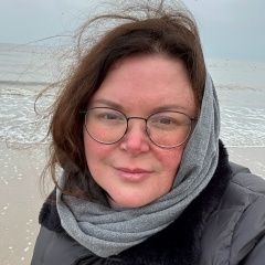 Надежда Богданова, Псков