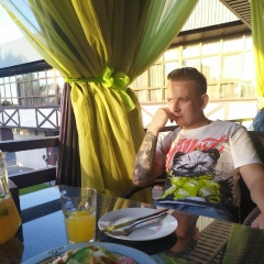 Александр Романов, Los Angeles